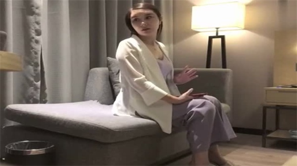 全国探花男爵驾到！高端男主隆重登场，性感尤物口舌侍奉：舔穴舔肛，极致诱惑